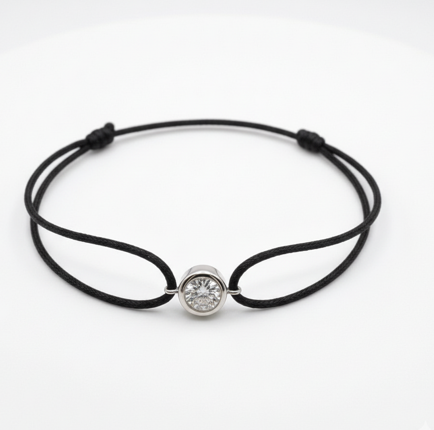 Pulsera Hilo de Seda y Diamantes de Laboratorio