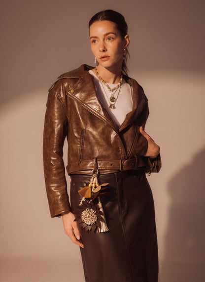 Cadena Confetti Gem Stone