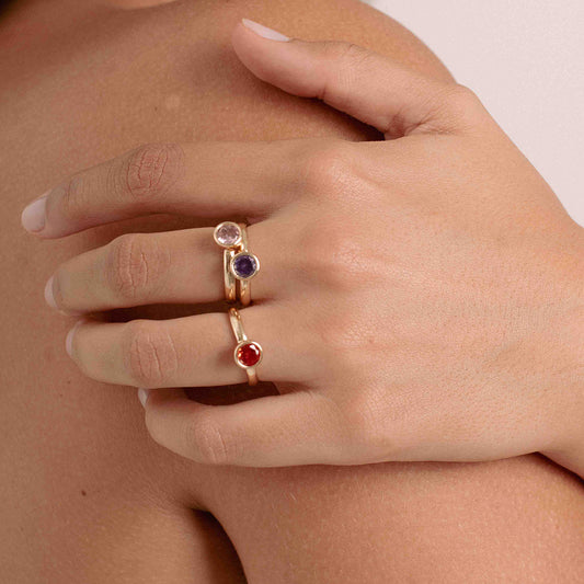 Anillo dorado color single